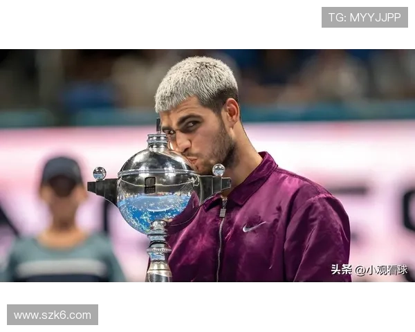 阿尔卡拉斯逆转弗里茨豪取两连胜强势领跑年终总决赛小组排名争先